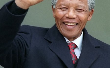 “Para odiar, as pessoas precisam aprender, e se podem aprender a odiar, podem ser ensinadas a amar.”  - Nelson Mandela