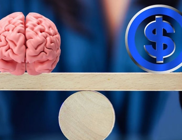 Ter dinheiro ajuda a equilibrar a saúde mental? O que dizem os estudos