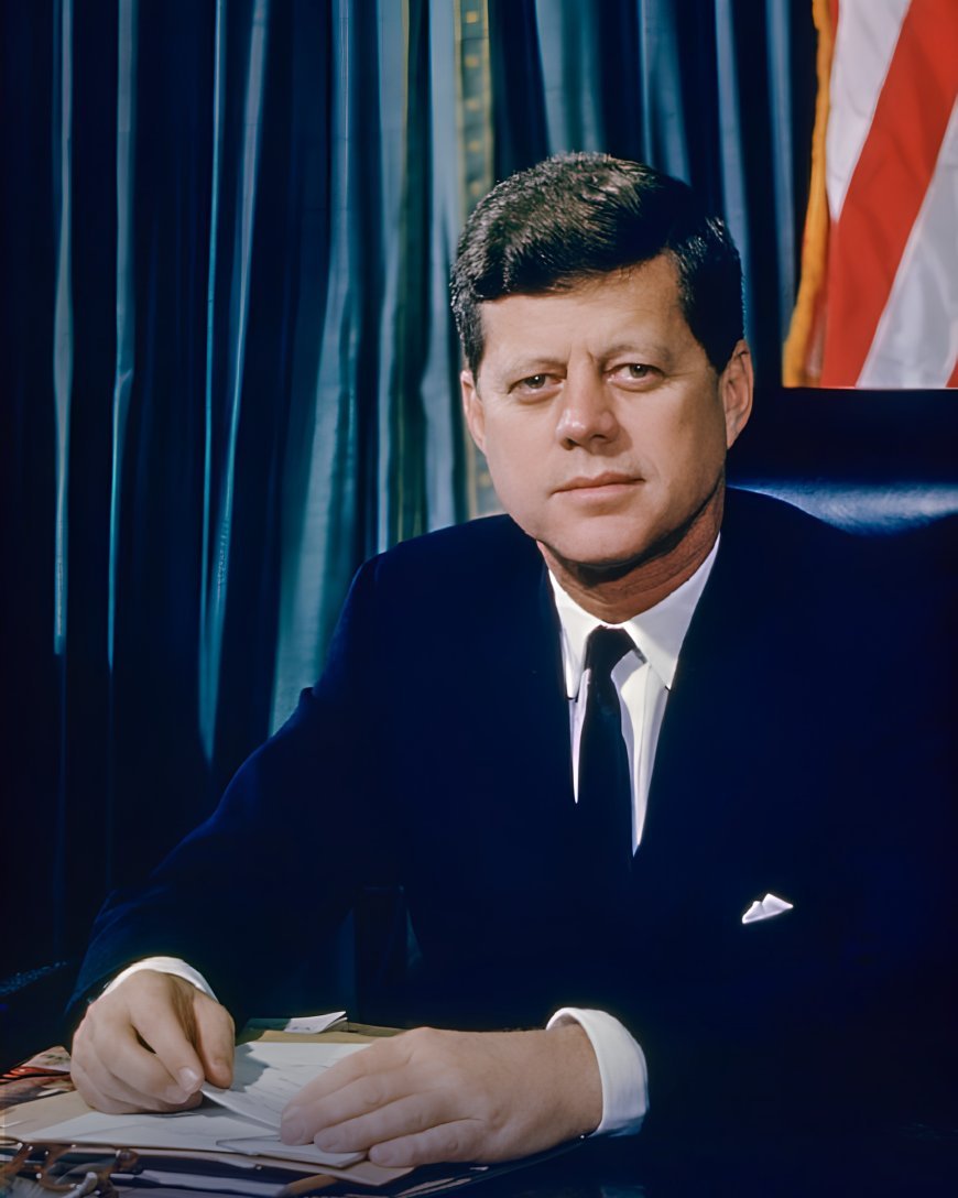 “O conformismo é o carcereiro da liberdade e o inimigo do crescimento” — John F. Kennedy.