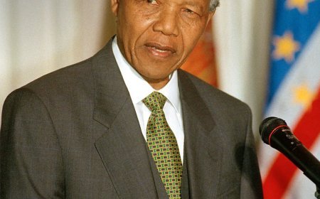 "Você não é amado porque é bom; você é bom porque é amado." — Nelson Mandela